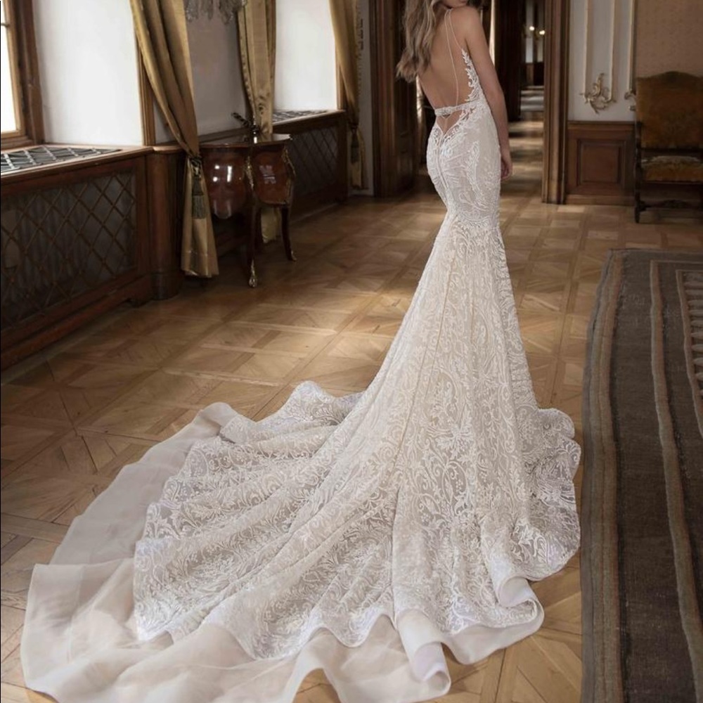 Wedding dress Berta 10-115